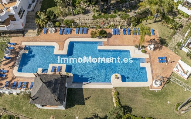 Revente - Appartement - Marbella - Nueva Andalucía
