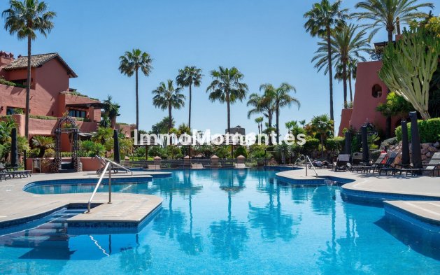 Reventa - Apartamento - Estepona  - Estepona Centro