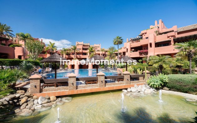 Reventa - Apartamento - Estepona  - Estepona Centro