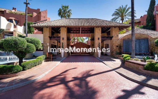 Reventa - Apartamento - Estepona  - Estepona Centro