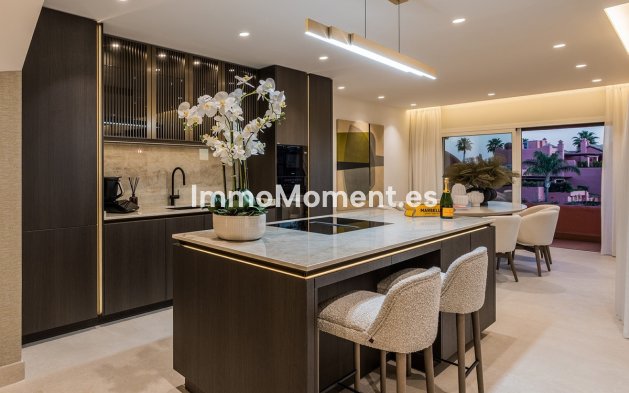 Wiederverkauf - Wohnung - Estepona  - Estepona Centro