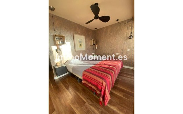 Resale - Apartment - Estepona - Atalaya