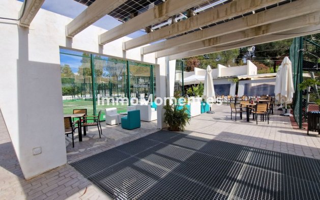 Revente - Appartement - Estepona  - Estepona Centro