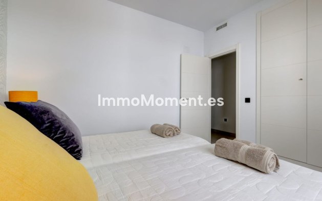 Revente - Appartement - Estepona  - Estepona Centro