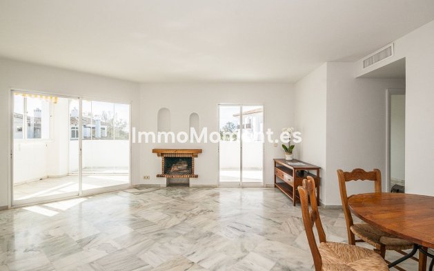 Revente - Appartement - Marbella - Elviria