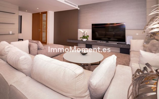 Resale - Villa - Marbella - San Pedro de Alcántara