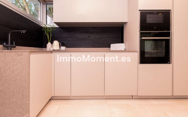 Resale - Villa - Marbella - San Pedro de Alcántara