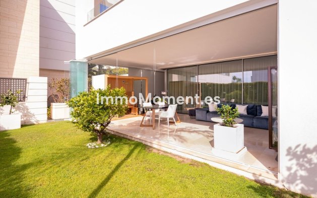 Resale - Villa - Marbella - San Pedro de Alcántara