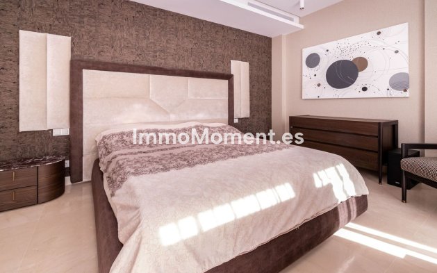 Resale - Villa - Marbella - San Pedro de Alcántara