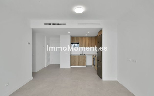 Resale - Apartment - Benalmadena - Benalmadena Pueblo