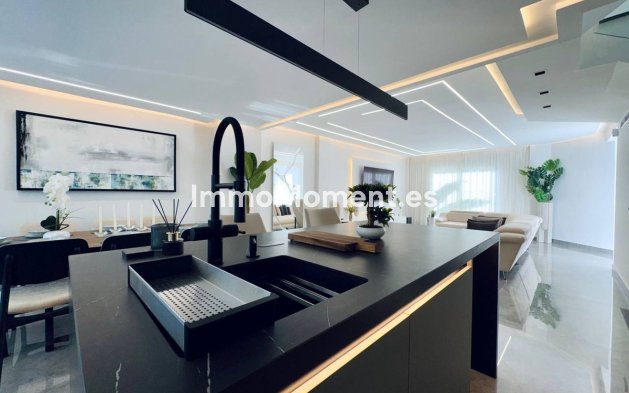 Revente - Maison mitoyenne - Marbella - Marbella Centro