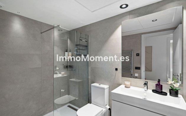 Reventa - Apartamento - Estepona  - Estepona Centro