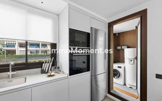 Reventa - Apartamento - Estepona  - Estepona Centro