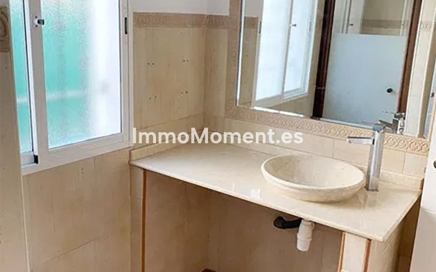 Resale - Villa - Marbella - Nueva Andalucía