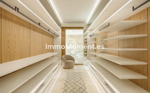 Wiederverkauf - Villa - Marbella - Nueva Andalucía