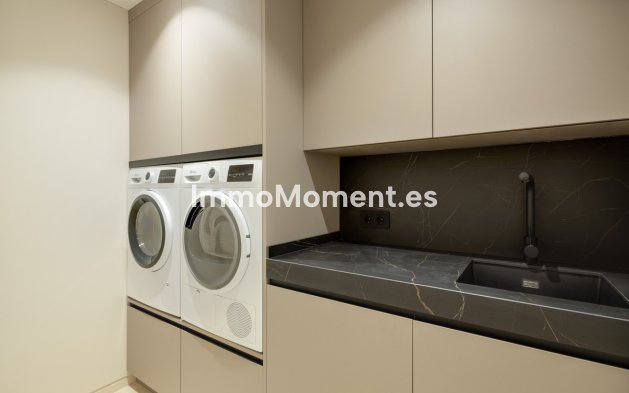 Wiederverkauf - Villa - Marbella - Nueva Andalucía