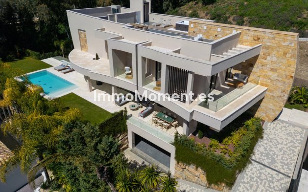 Wiederverkauf - Villa - Marbella - Nueva Andalucía