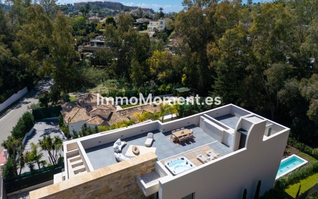 Wiederverkauf - Villa - Marbella - Nueva Andalucía