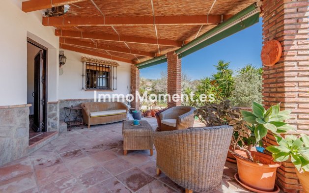 Wiederverkauf - Landhaus -   Inländisch - Alhaurín el Grande Centro