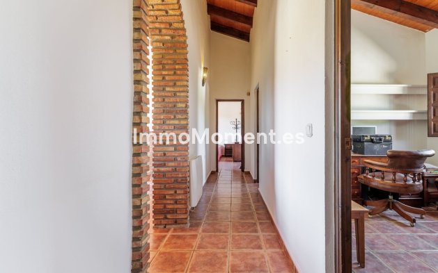 Wiederverkauf - Landhaus -   Inländisch - Alhaurín el Grande Centro