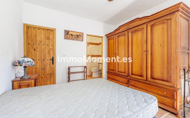 Wiederverkauf - Landhaus -   Inländisch - Alhaurín el Grande Centro