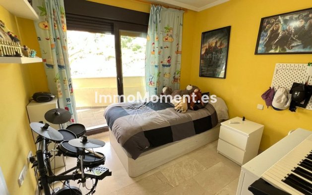 Revente - Appartement - Estepona  - Estepona Centro