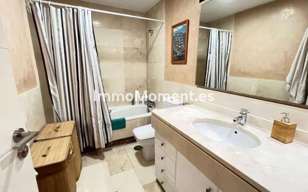 Revente - Appartement - Estepona  - Estepona Centro