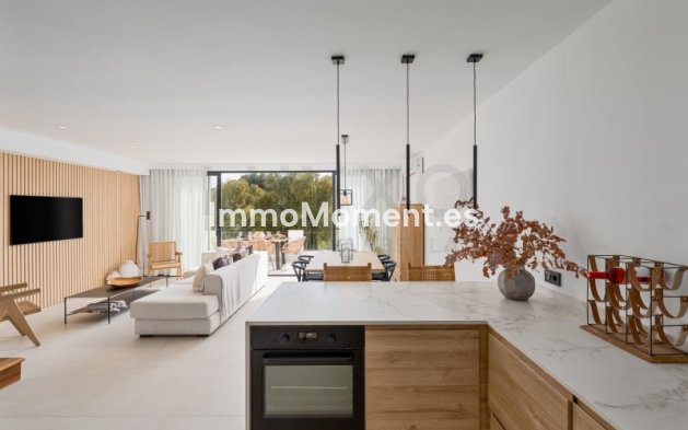 Resale - Townhouse - Marbella - Nueva Andalucía