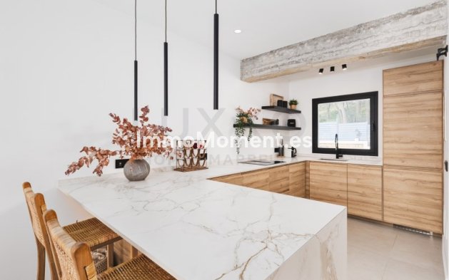 Resale - Townhouse - Marbella - Nueva Andalucía