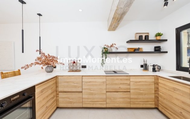 Resale - Townhouse - Marbella - Nueva Andalucía