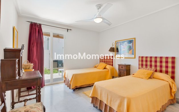 Wiederverkauf - Wohnung - Estepona  - Estepona Centro