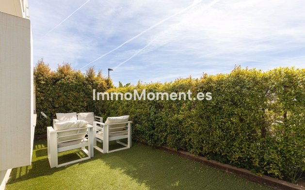 Resale - Apartment - Benalmadena - Benalmadena Centro