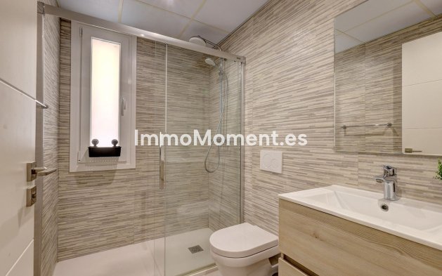 Resale - Apartment - Benalmadena - Benalmadena Centro