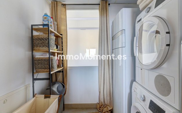 Resale - Apartment - Benalmadena - Benalmadena Centro