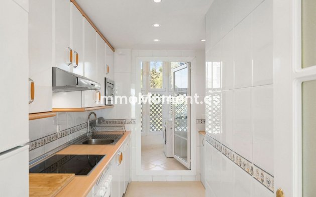 Reventa - Apartamento - Marbella - Nueva Andalucía