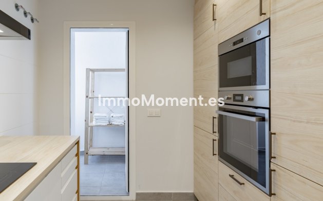 Reventa - Apartamento - Estepona  - Estepona Centro