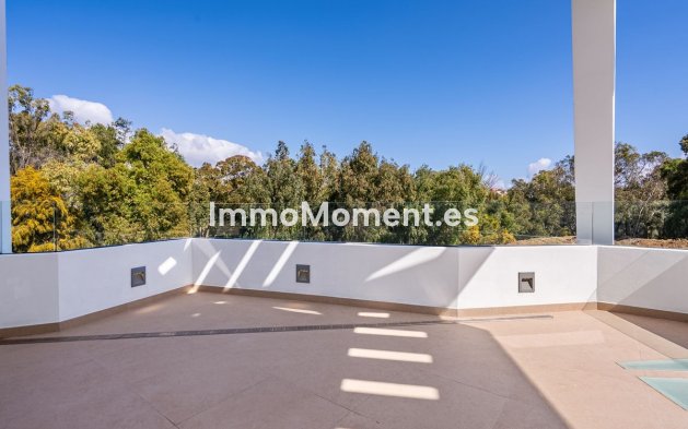 Resale - Villa - Estepona - Atalaya
