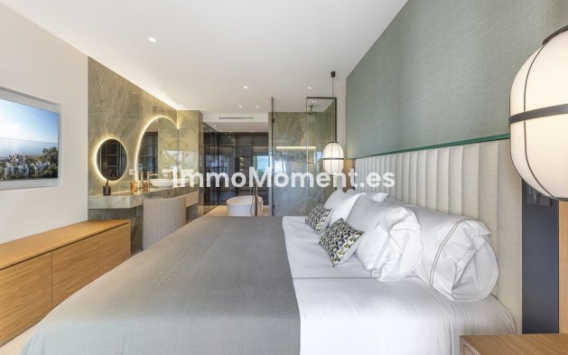 Resale - Apartment - Estepona - New Golden Mile