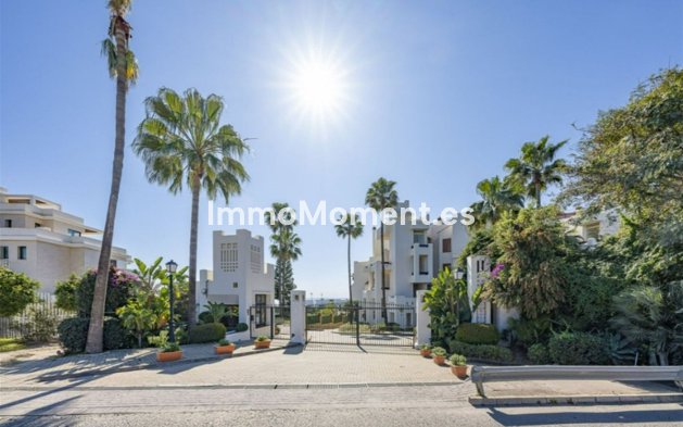 Resale - Apartment - Estepona - New Golden Mile