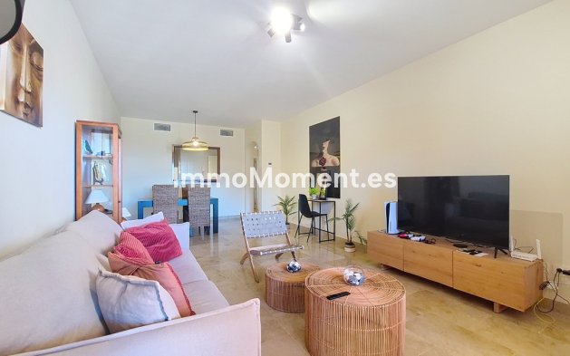 Resale - Apartment - Manilva - La Duquesa