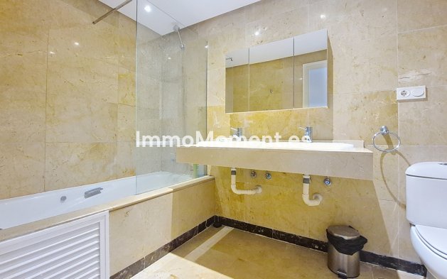Resale - Apartment - Manilva - La Duquesa