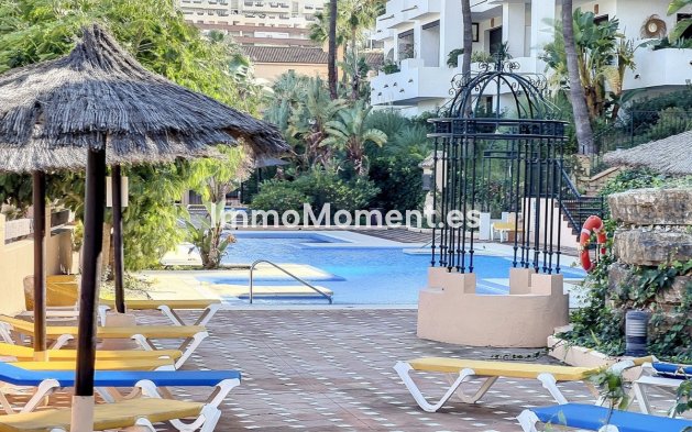 Resale - Apartment - Manilva - La Duquesa