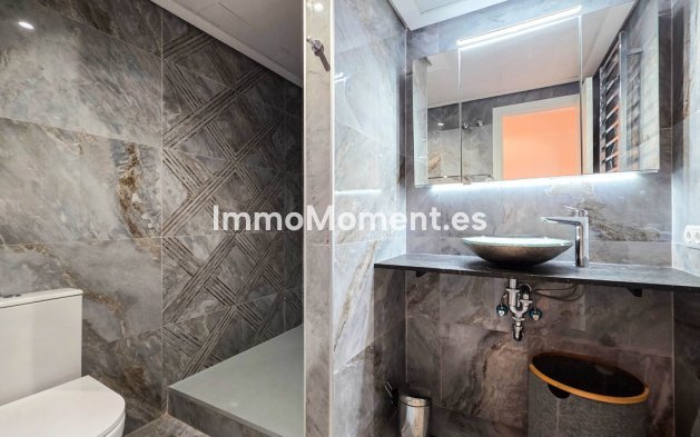 Resale - Apartment - Manilva - La Duquesa
