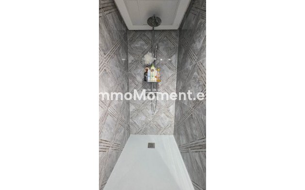 Resale - Apartment - Manilva - La Duquesa