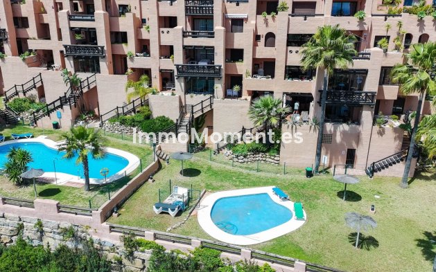 Resale - Apartment - Manilva - La Duquesa