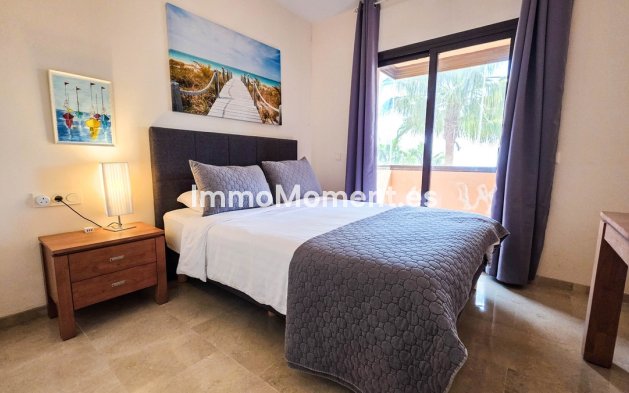 Resale - Apartment - Manilva - La Duquesa