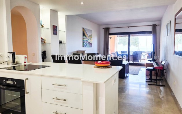 Resale - Apartment - Manilva - La Duquesa