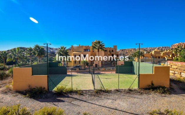 Resale - Apartment - Manilva - La Duquesa