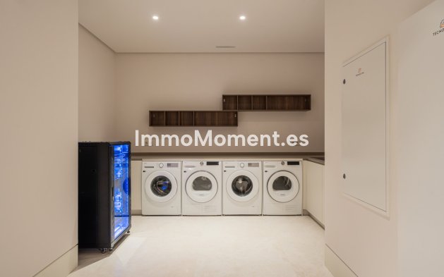 Wiederverkauf - Villa - Marbella - The Golden Mile