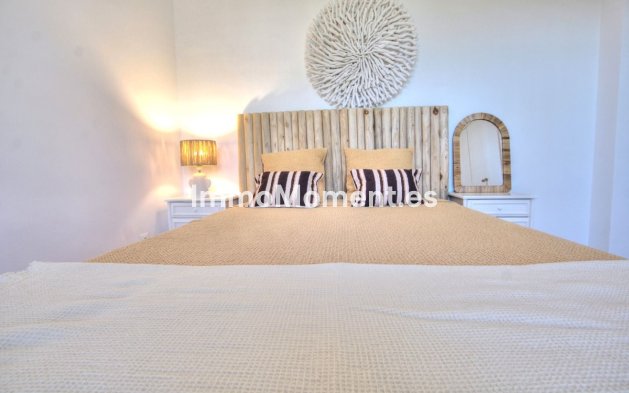 Resale - Villa - Mijas - El Chaparral